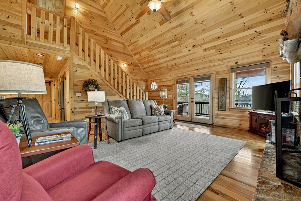 429091 Blue Ridge Residential