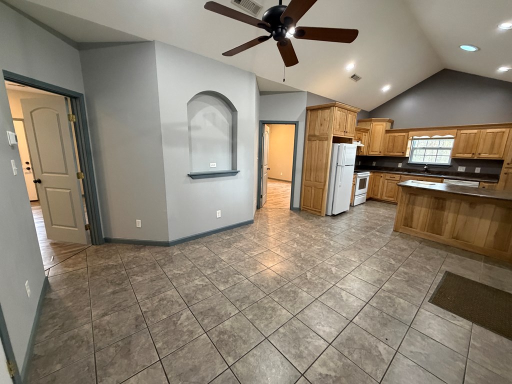 429093 Mineral Bluff Residential