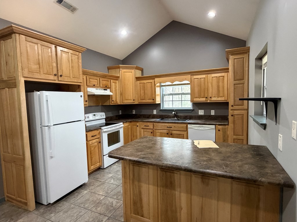 429093 Mineral Bluff Residential