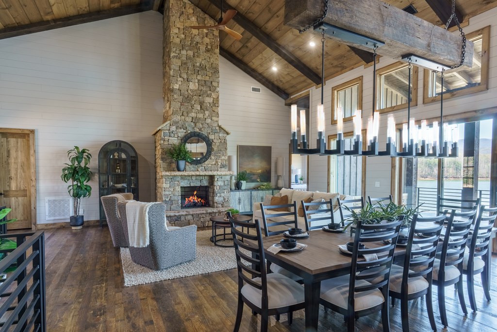 429094 Hiawassee Residential