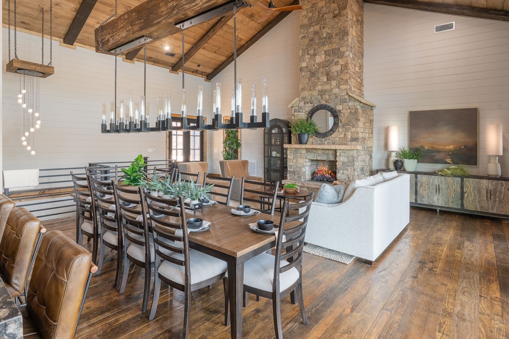 429094 Hiawassee Residential