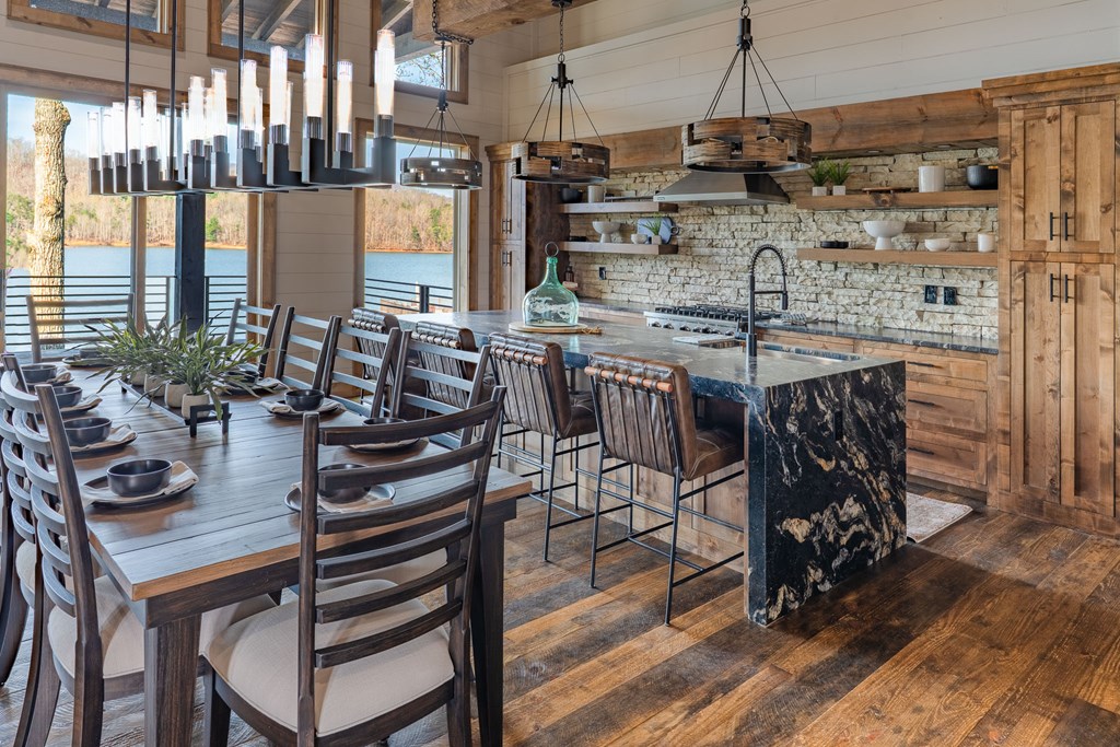 429094 Hiawassee Residential