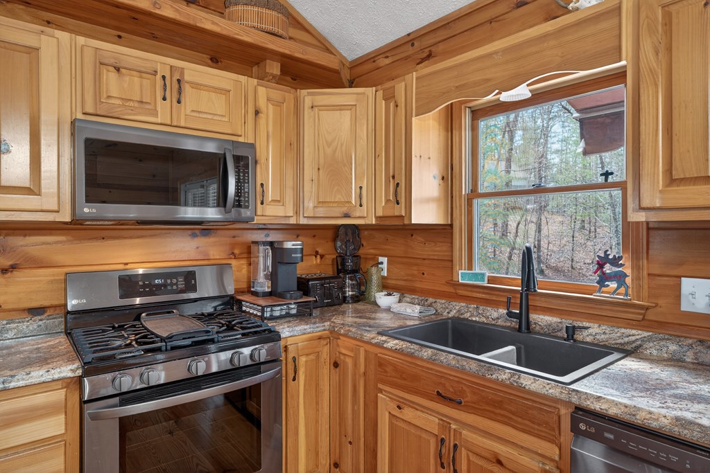 429098 Ellijay Residential