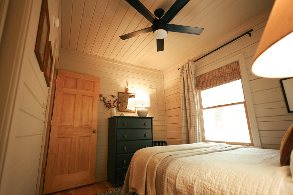 429108 Blue Ridge Residential