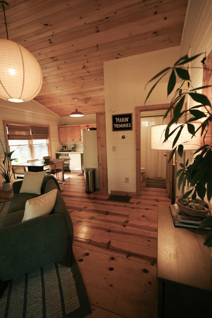 429108 Blue Ridge Residential