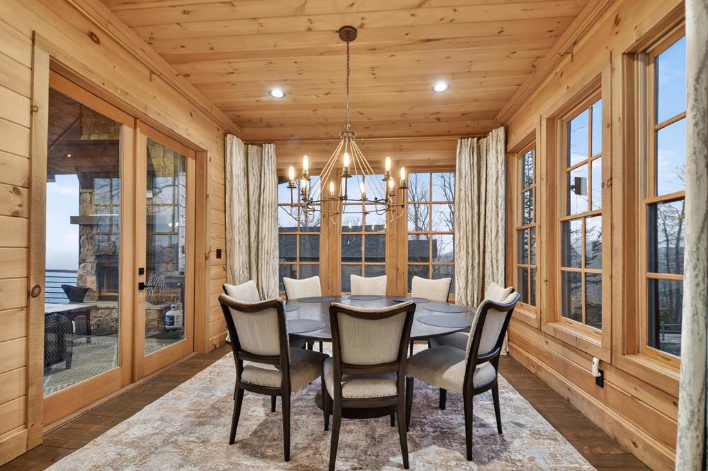 429127 Blue Ridge Residential