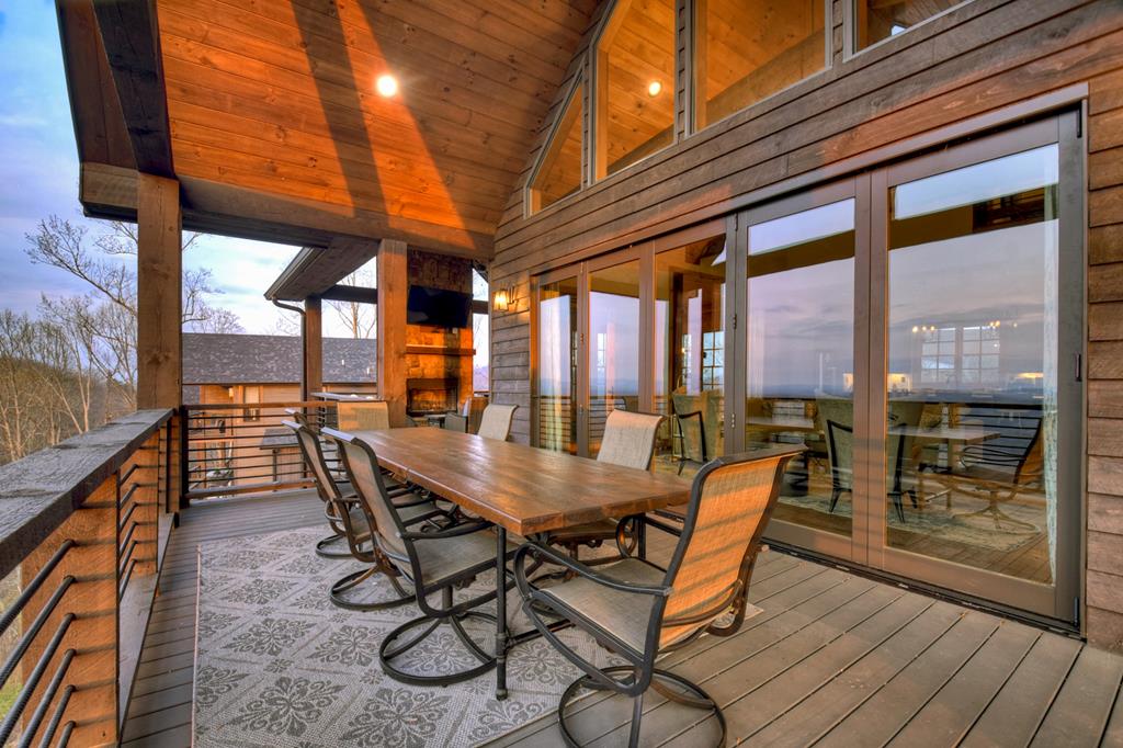 429127 Blue Ridge Residential