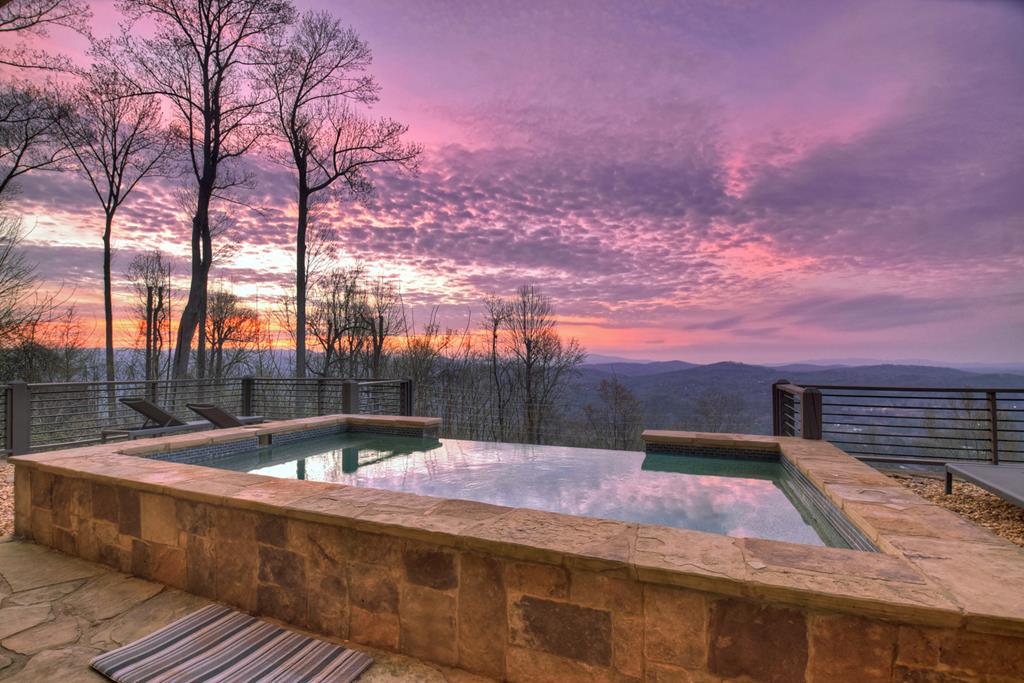 429127 Blue Ridge Residential