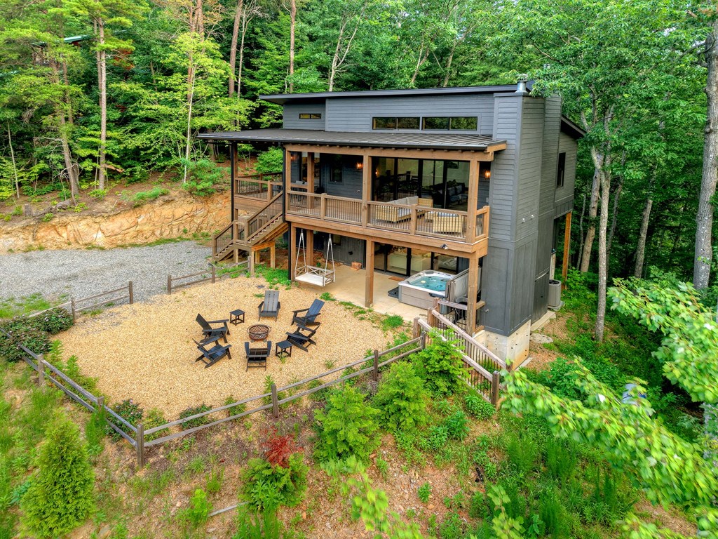 429128 Blue Ridge Residential