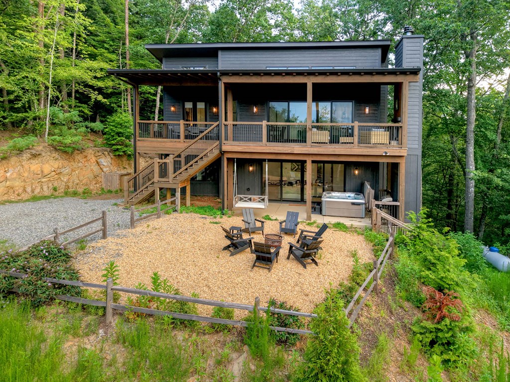 429128 Blue Ridge Residential