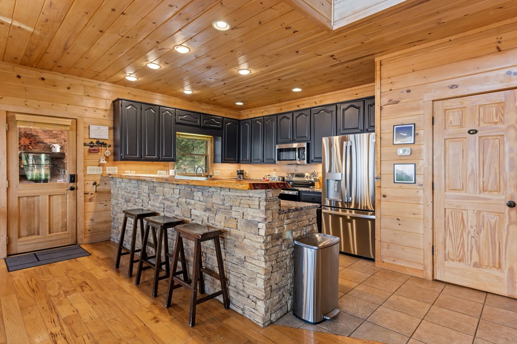 429140 Mineral Bluff Residential