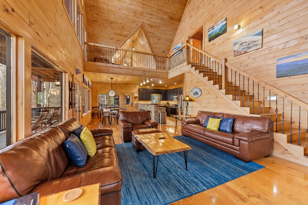 429140 Mineral Bluff Residential