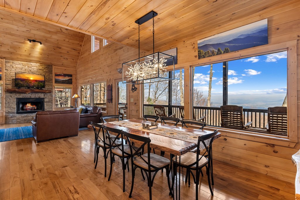 429140 Mineral Bluff Residential