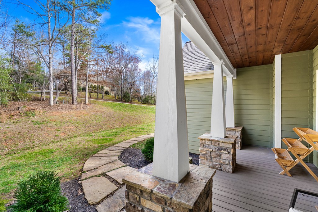 429142 Hayesville Residential