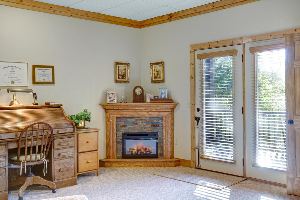 429143 Hiawassee Residential