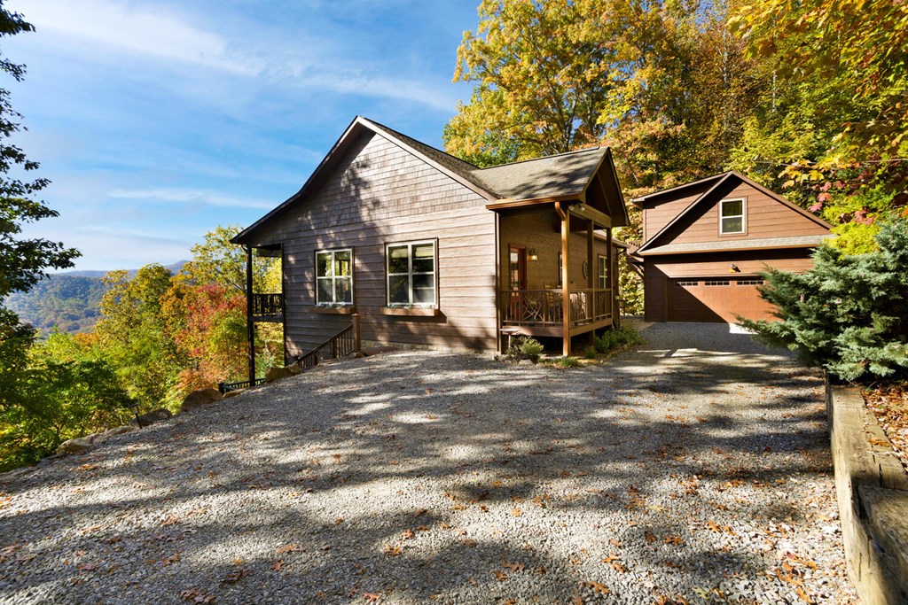 429143 Hiawassee Residential