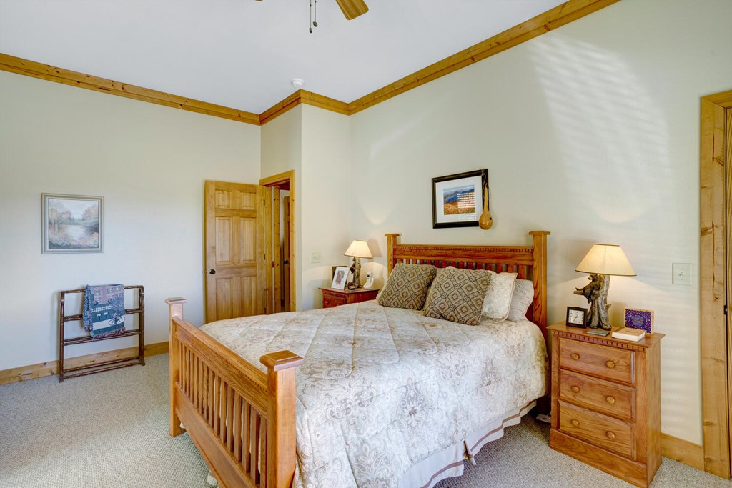 429143 Hiawassee Residential