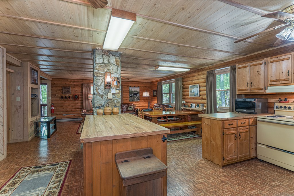 429144 Murphy Residential