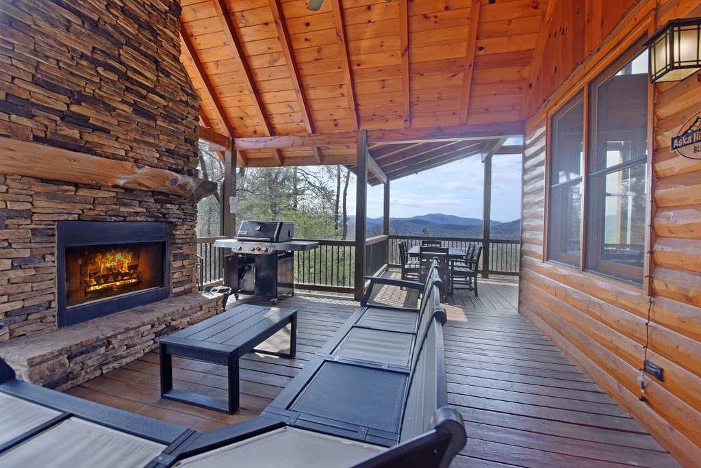 429145 Blue Ridge Residential