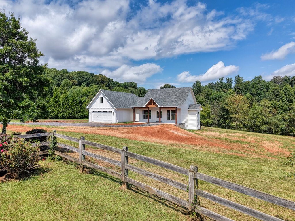 429146 Young Harris Residential