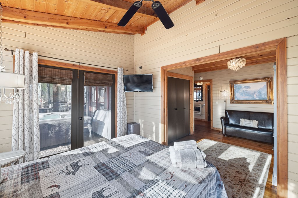 429155 Blue Ridge Residential