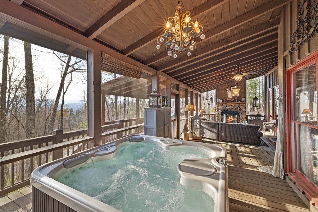 429155 Blue Ridge Residential