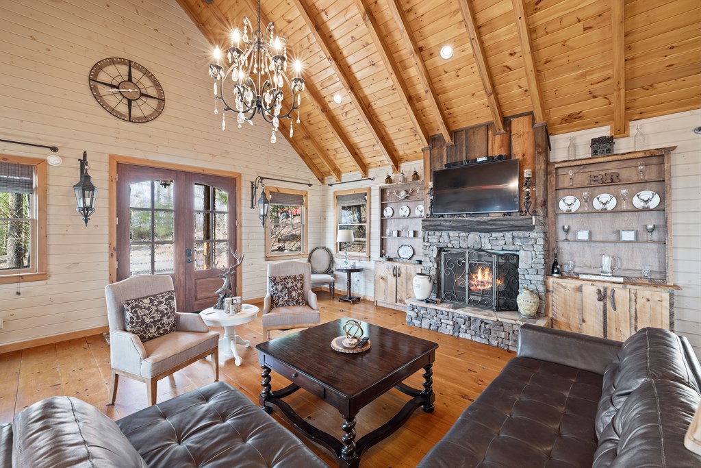 429155 Blue Ridge Residential