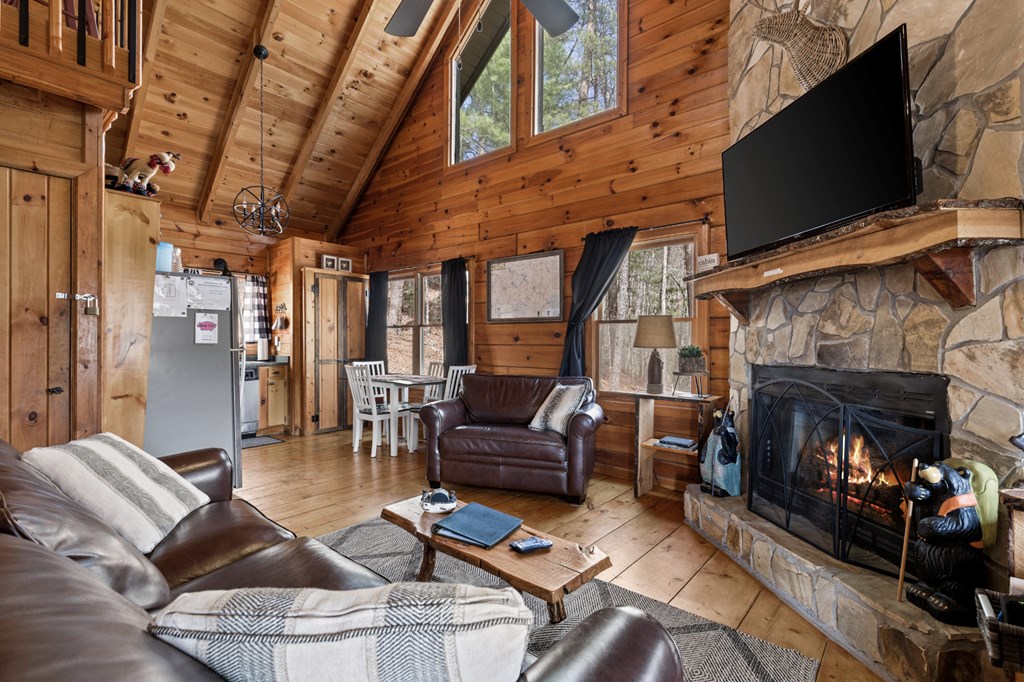 429157 Cherry Log Residential