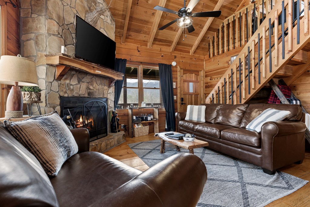 429157 Cherry Log Residential