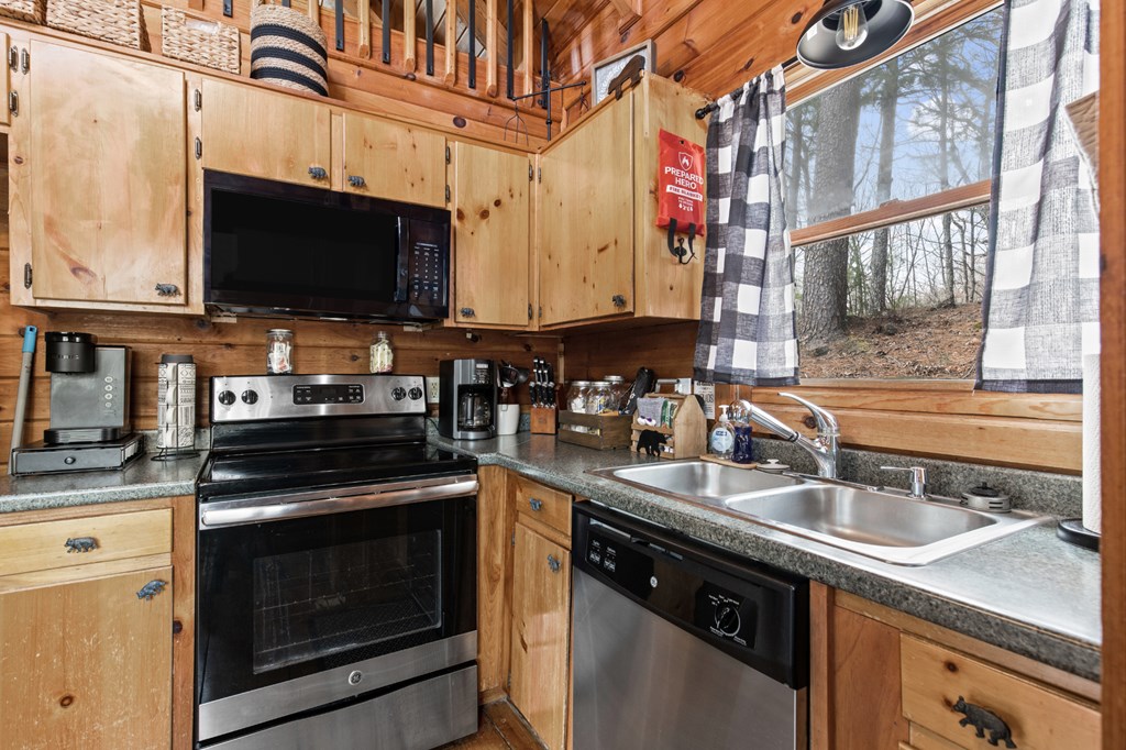 429157 Cherry Log Residential