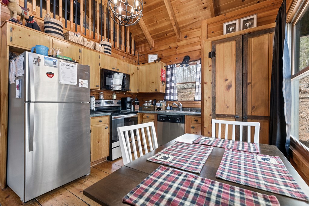 429157 Cherry Log Residential