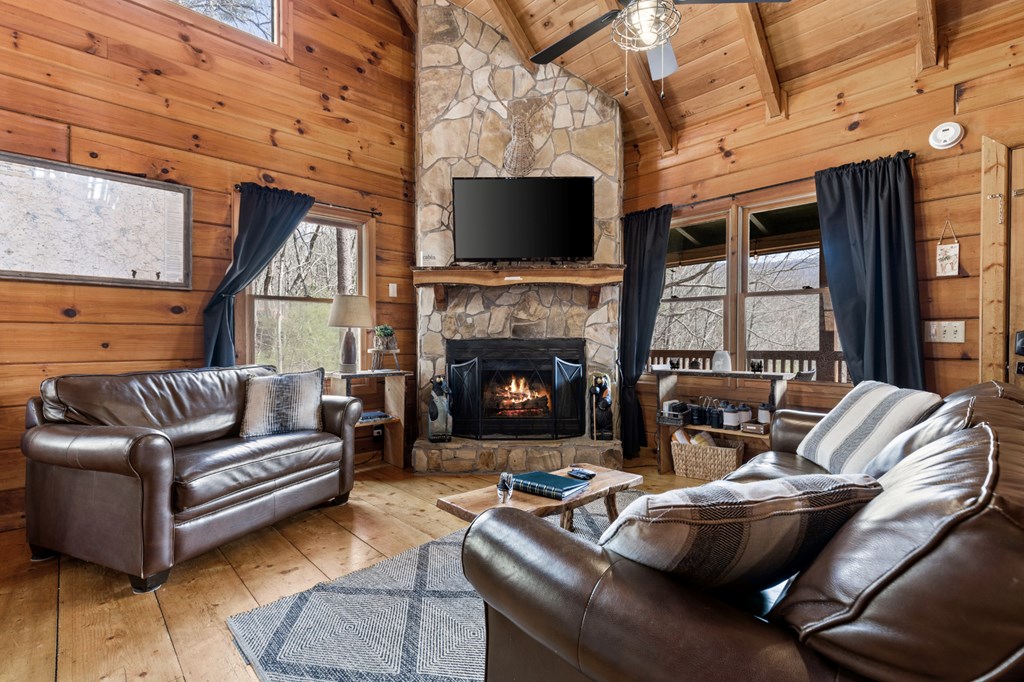 429157 Cherry Log Residential