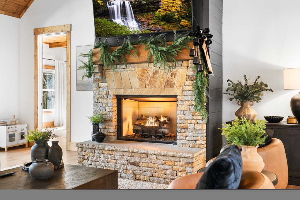 429159 Ellijay Residential