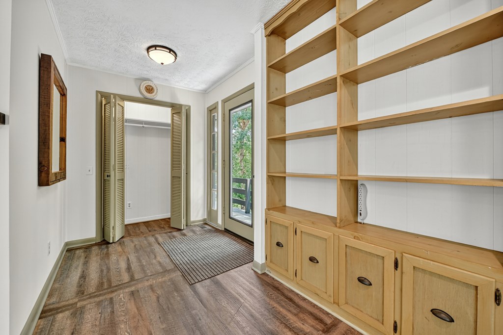 429160 Blue Ridge Residential