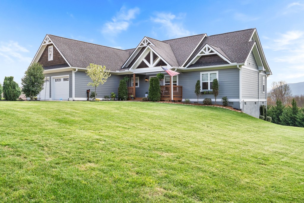 429161 Young Harris Residential