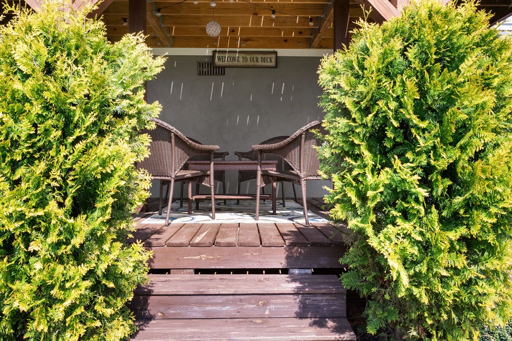 429161 Young Harris Residential