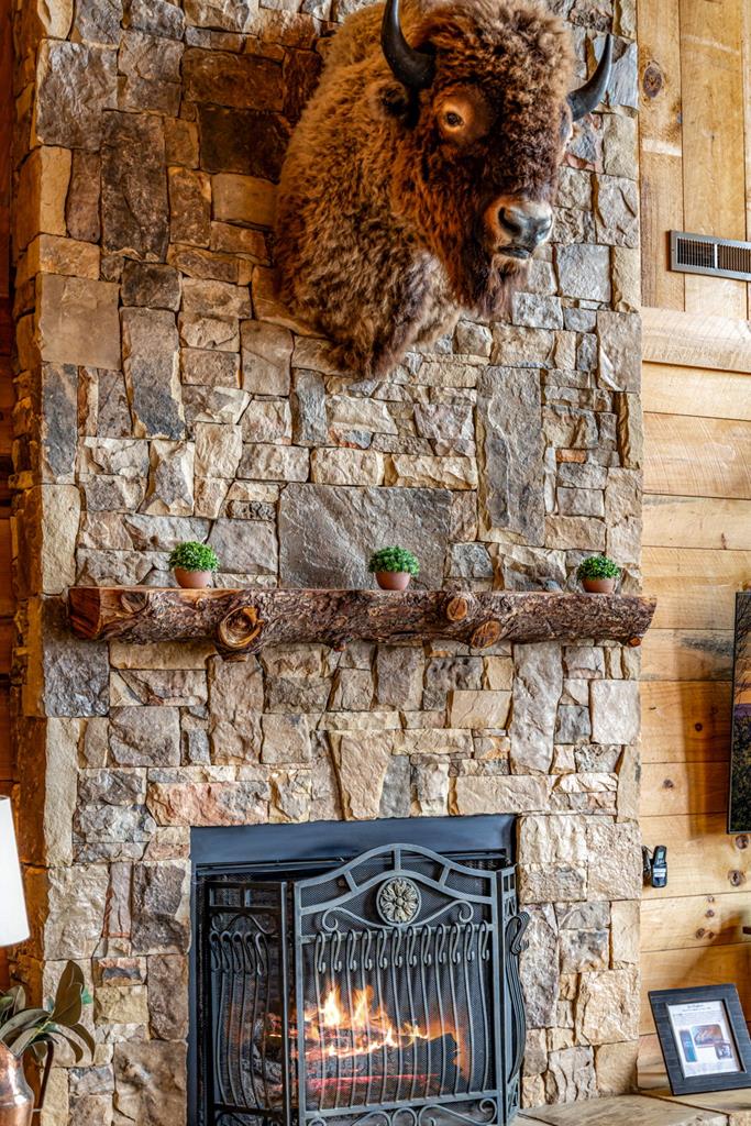 429163 Blue Ridge Residential