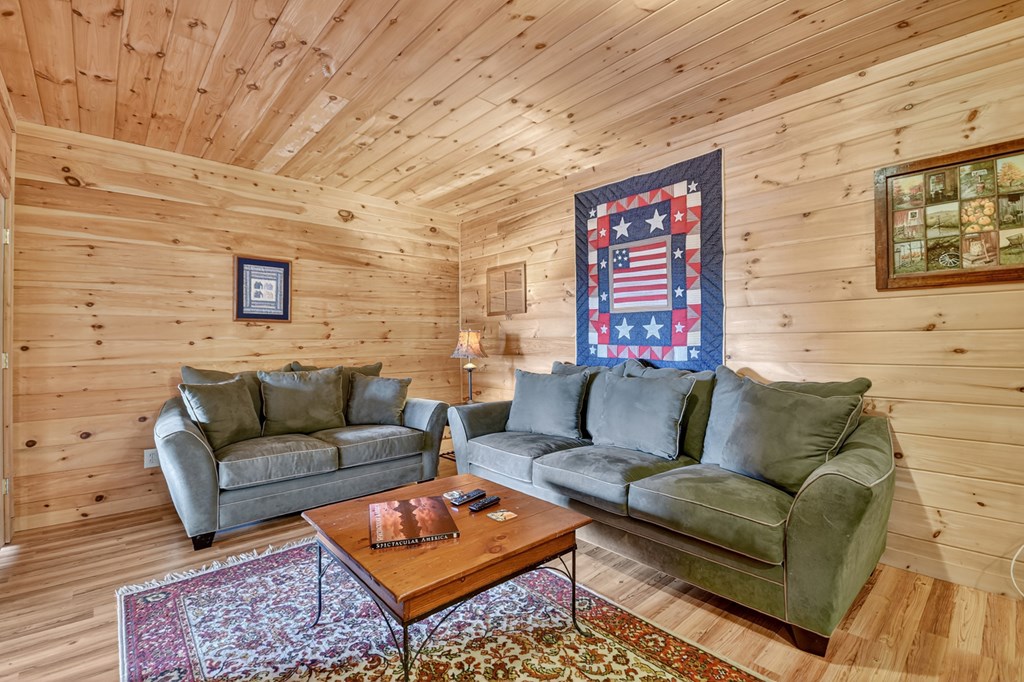 429164 Blue Ridge Residential