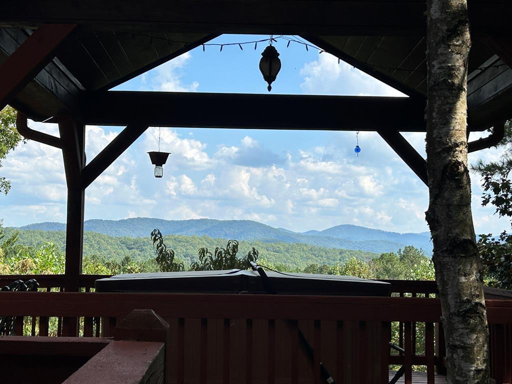 429164 Blue Ridge Residential