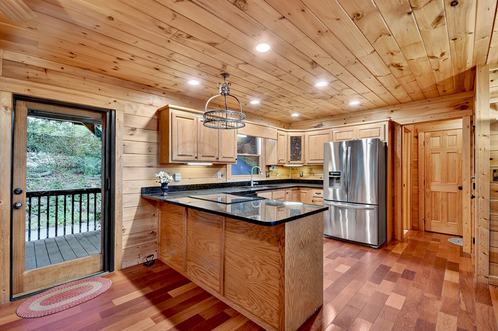 429169 Suches Residential