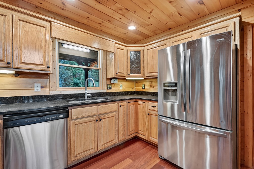 429169 Suches Residential