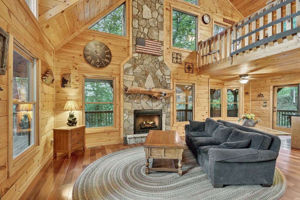 429169 Suches Residential