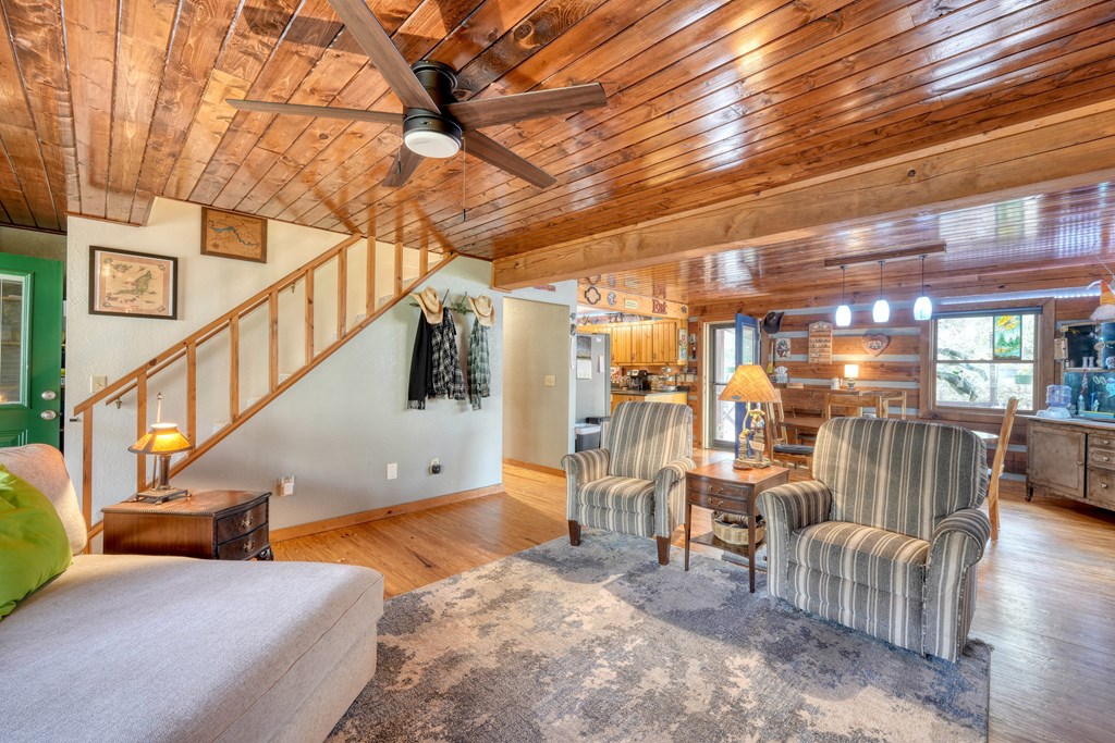 429181 Murphy Residential