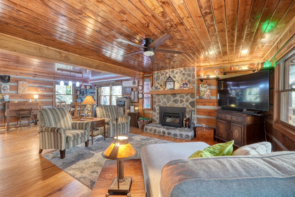 429181 Murphy Residential