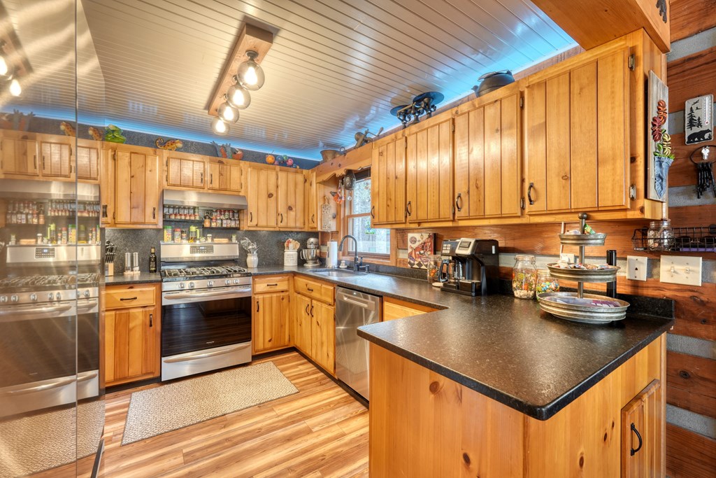 429181 Murphy Residential