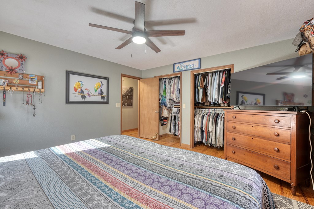 429181 Murphy Residential