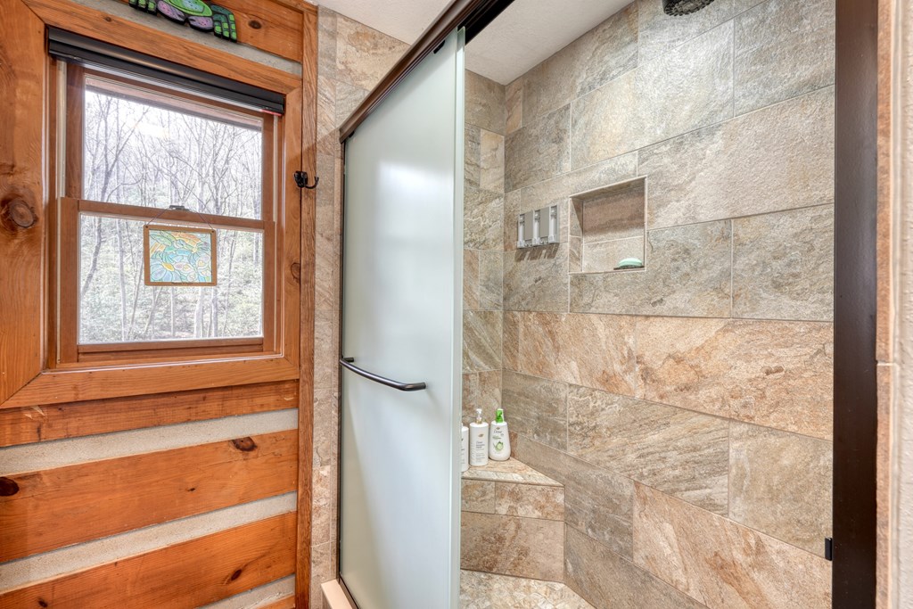 429181 Murphy Residential