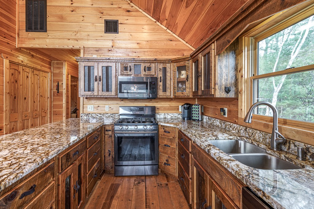 429192 Murphy Residential