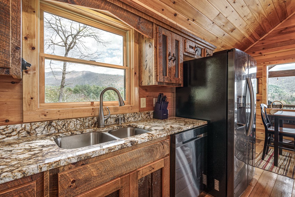 429192 Murphy Residential