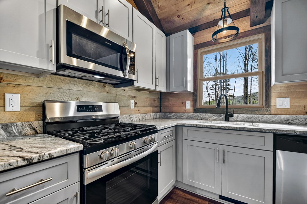 429200 Blue Ridge Residential